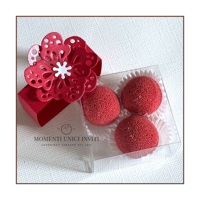 Scatolina degustazione 3 confetti Laurea con Fiore Traforato - immagine 2